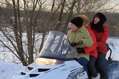 Прогулки на снегоходе